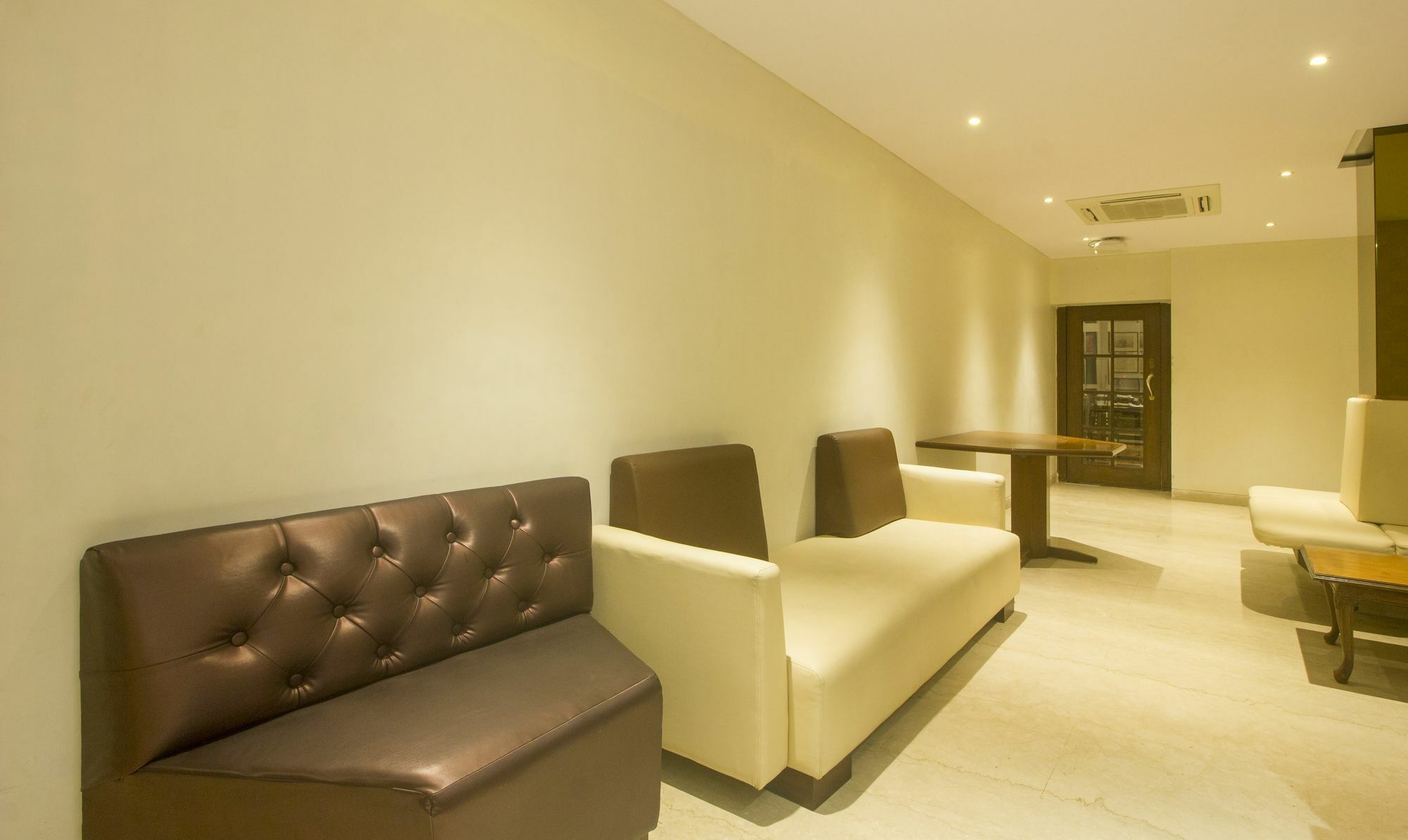 Treebo Trend Rosewood Mumbai Exterior foto