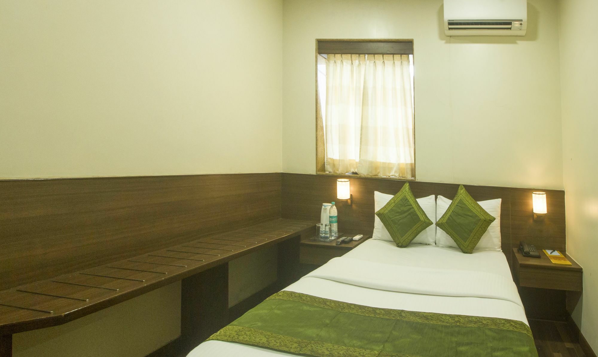 Treebo Trend Rosewood Mumbai Exterior foto