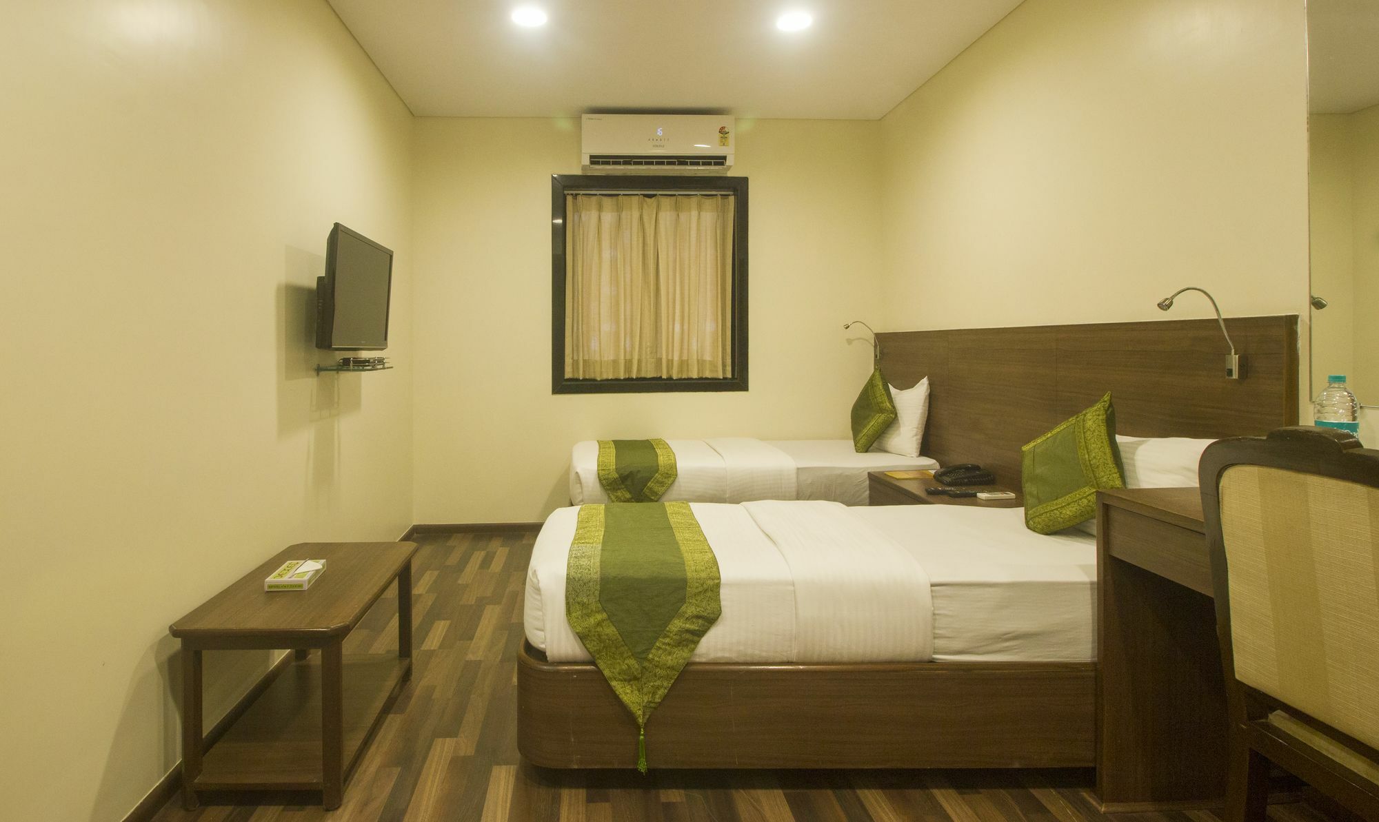 Treebo Trend Rosewood Mumbai Exterior foto