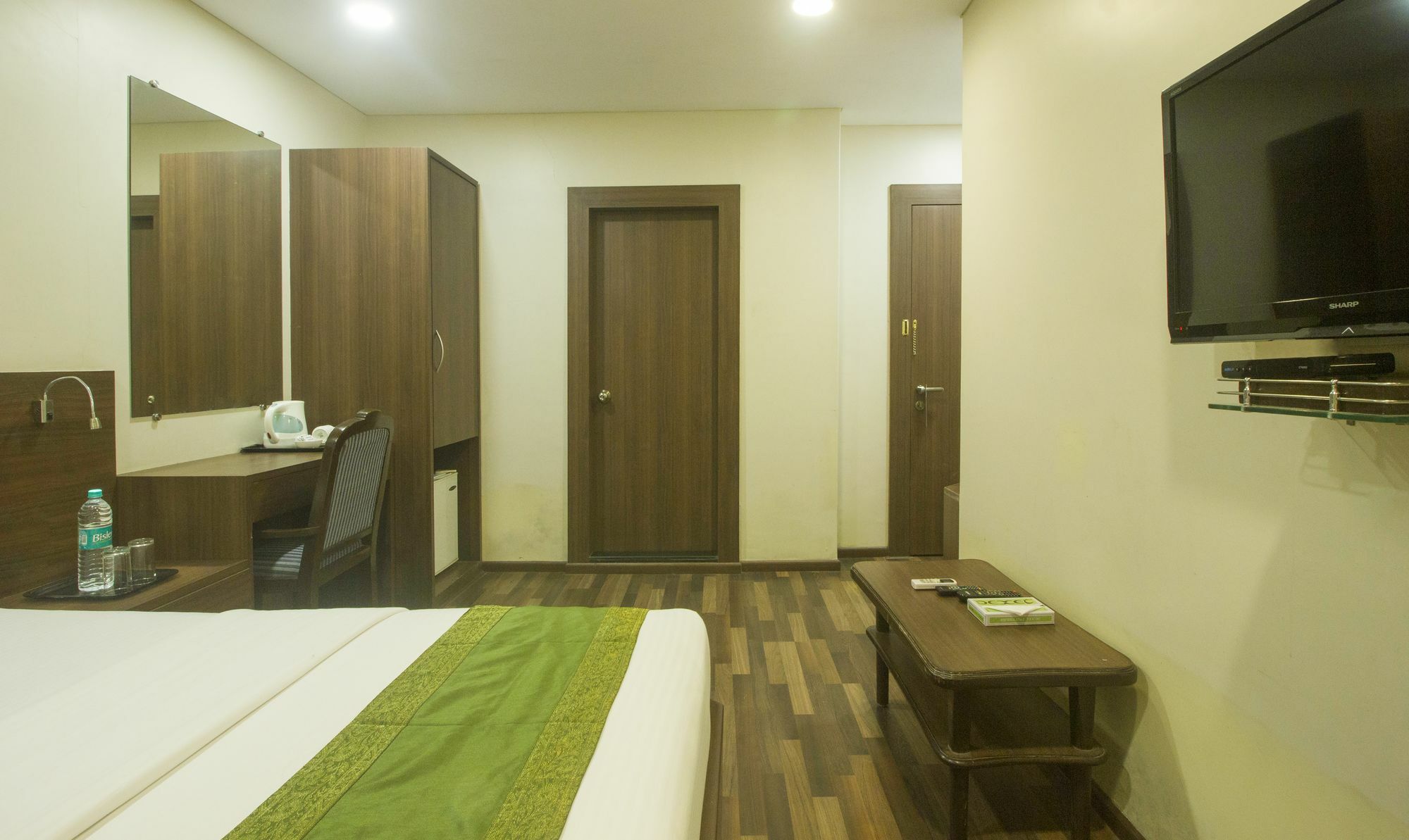 Treebo Trend Rosewood Mumbai Exterior foto